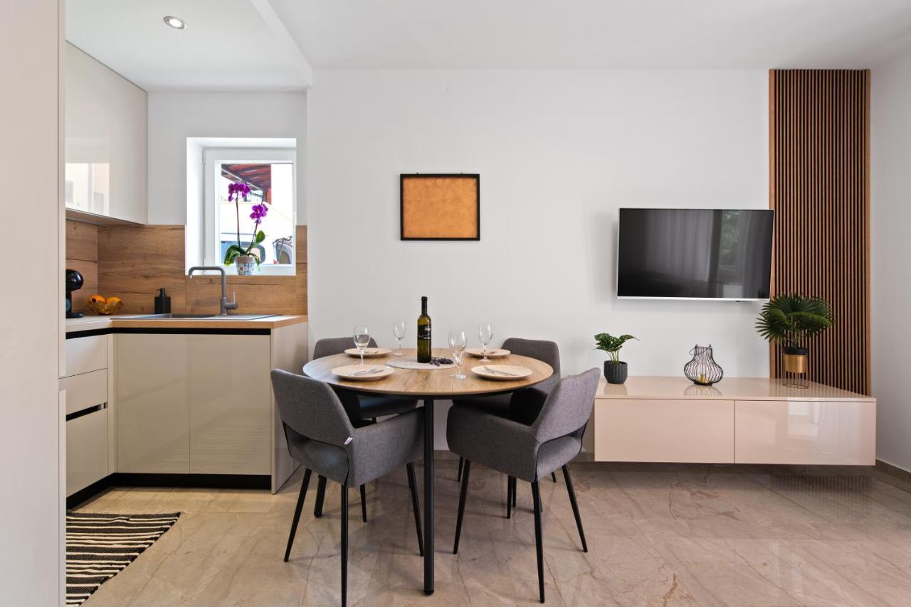 Apartment Masha Новиград Екстериор снимка