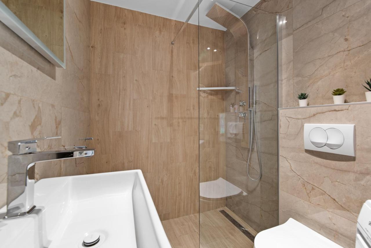 Apartment Masha Новиград Екстериор снимка